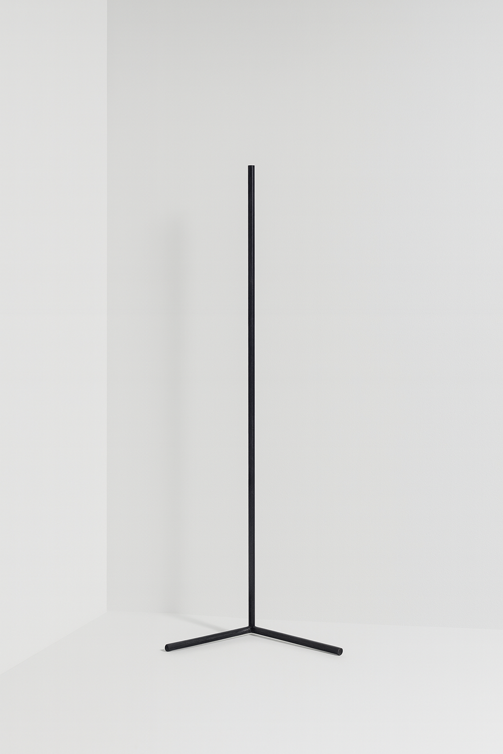 Smart Sync Floor Lamp with 16 Million Colors & Music Mode